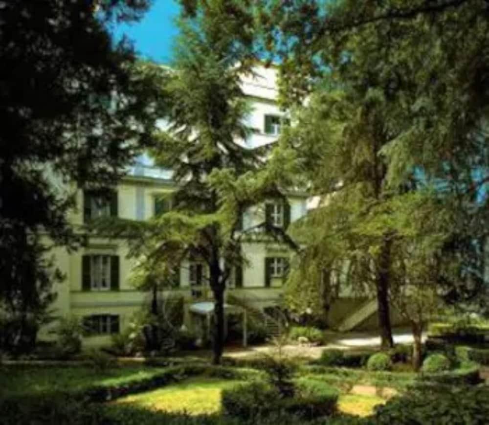 Hotel Villa Aricia Ariccia Exterior photo