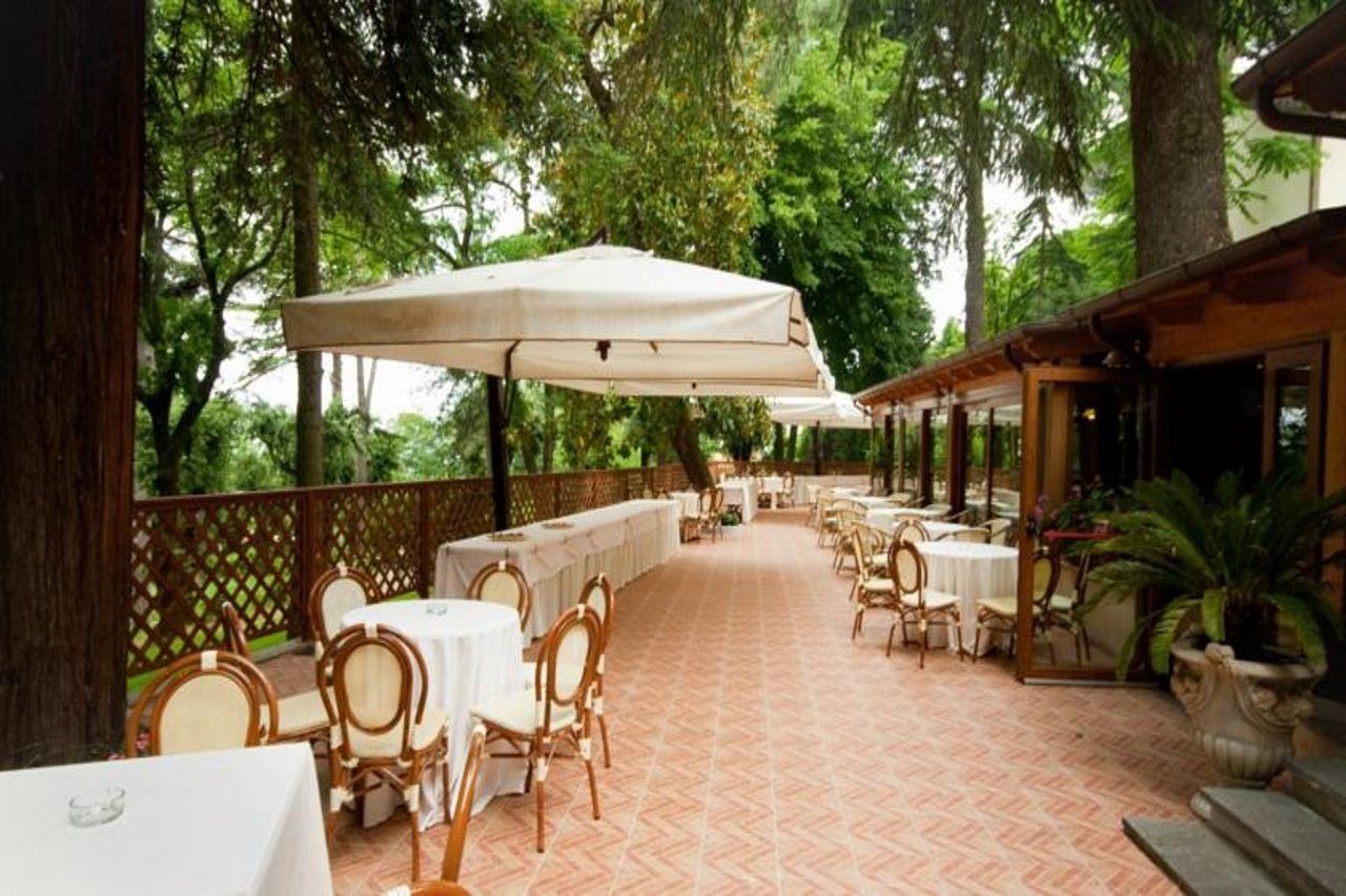Hotel Villa Aricia Ariccia Exterior photo