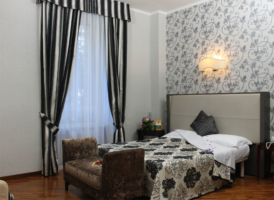 Hotel Villa Aricia Ariccia Exterior photo